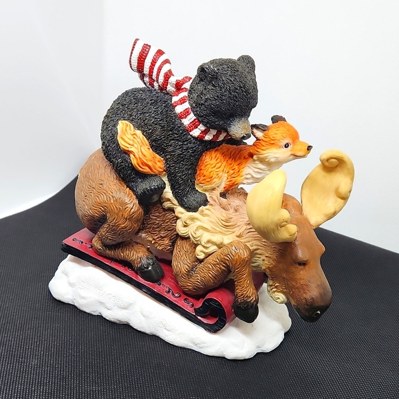 Demdaco "Sleigh Ride" Christmas figurine - Picture 1 of 7